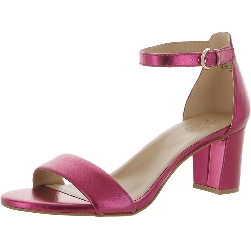 Worn once fuchsia leather vera sandal